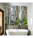 Aranżacja łazienki z fototapetą brzozowy las