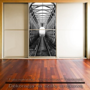 Most kolejowy - dekoracja na szafę